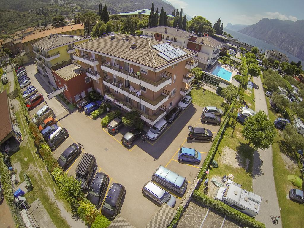 Hotel Garni Villa Magnolia Torbole Sul Garda Exterior foto